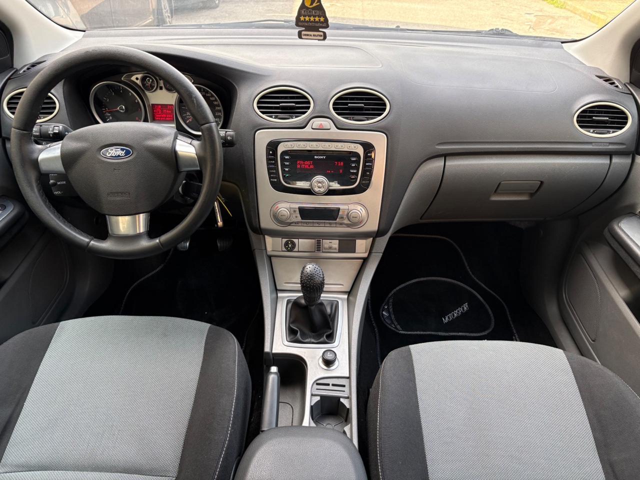 Ford Focus 1.6 GPL solo 13000km