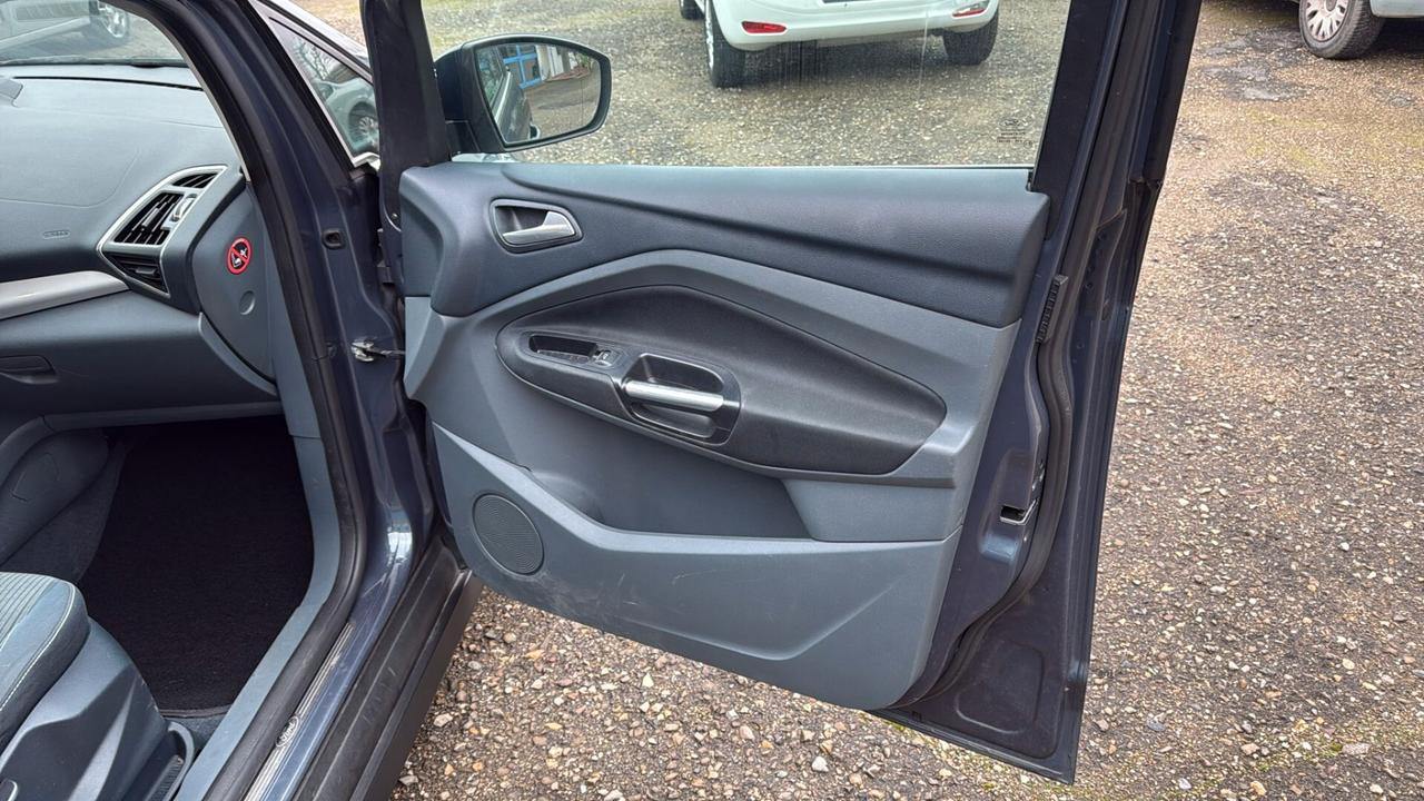 Ford C-Max 1.6 TDCi 115CV Titanium