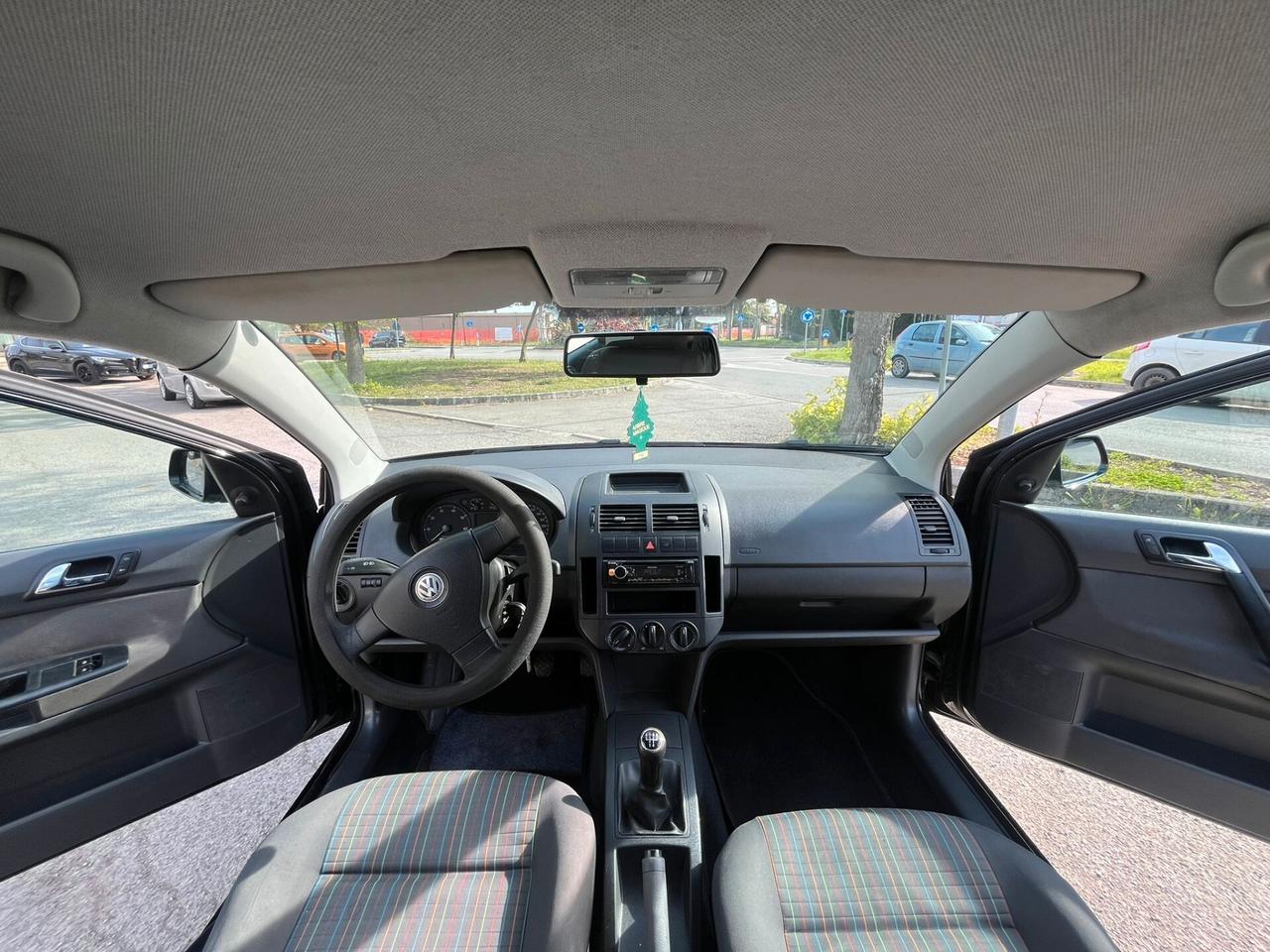 Volkswagen Polo 1.2/60CV 5p. United