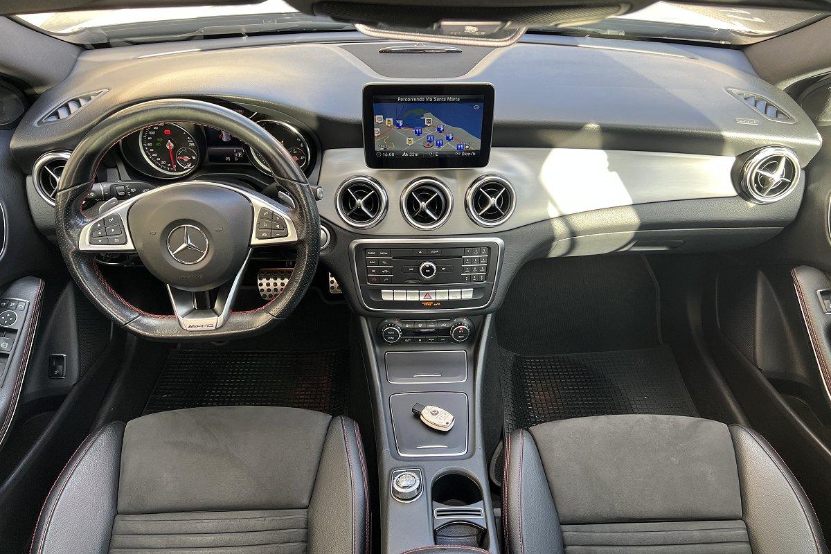 MERCEDES GLA 200 d Automatic Premium