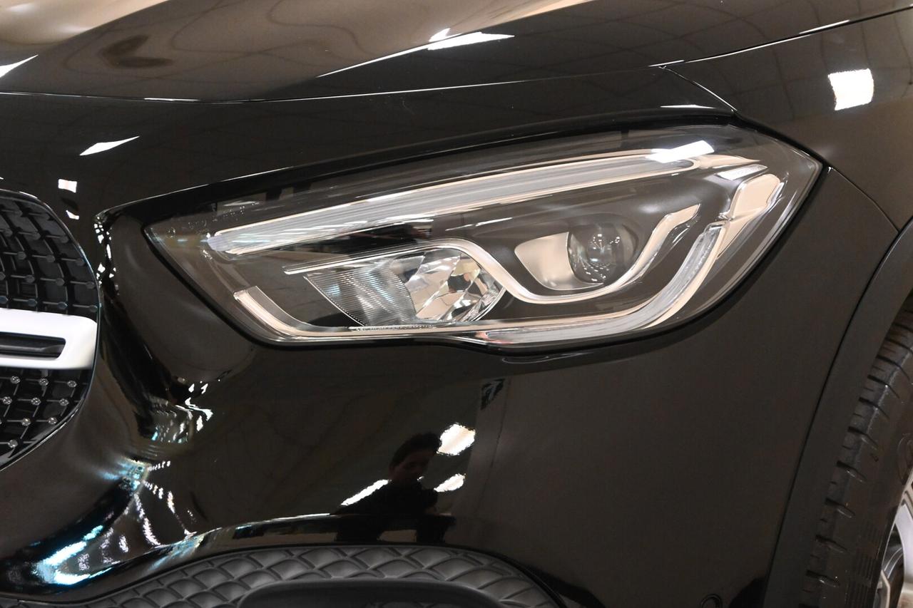 MERCEDES GLA (H247) GLA 180 d Automati...