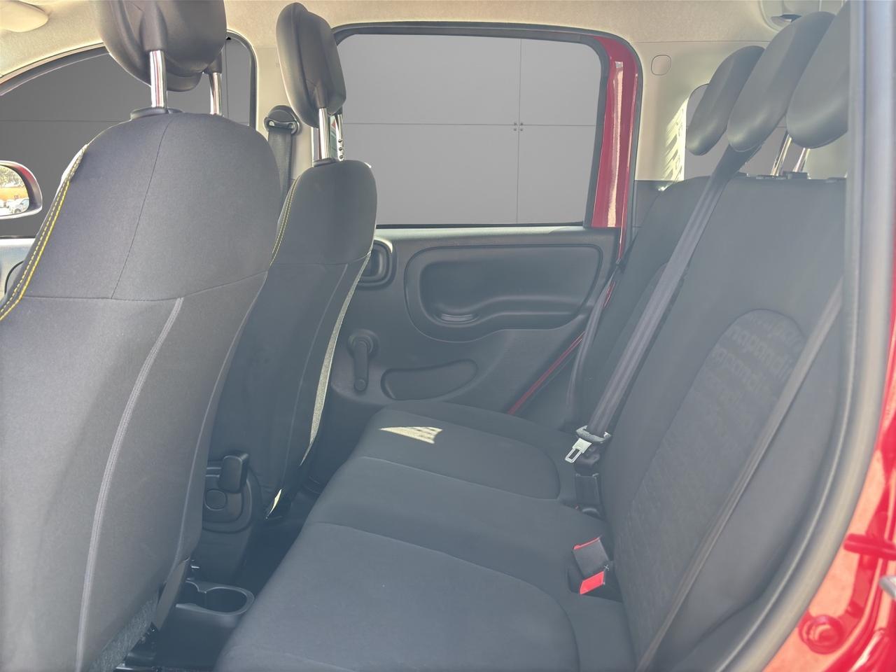 Fiat - Pandina Cross 1.0 firefly hybrid