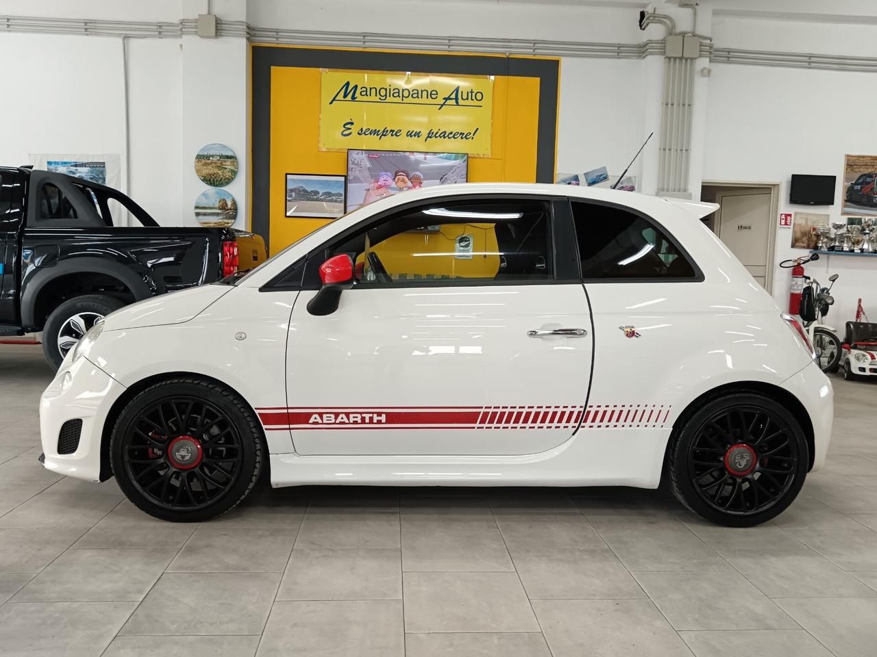 Abarth 500 1.4 Turbo T-Jet essesse