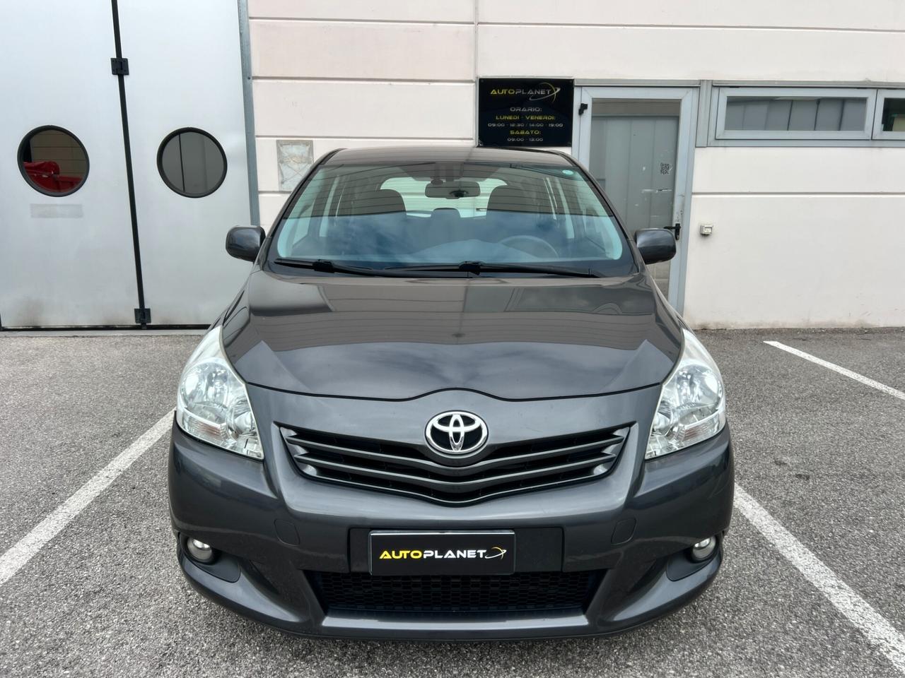Toyota Verso 2.0 D Sol