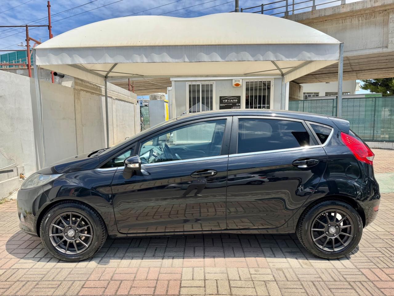 Ford Fiesta 1.4 TDCi Titanium - GARANZIA