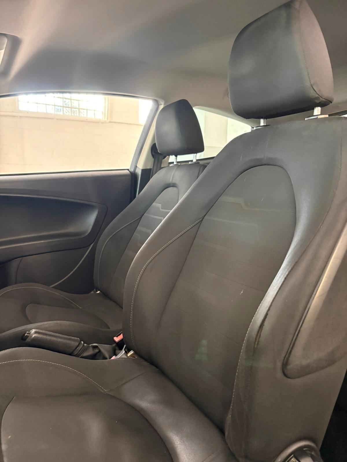 Alfa Romeo MiTo 1.4 T 120 CV GPL Distinctive Sport Pack