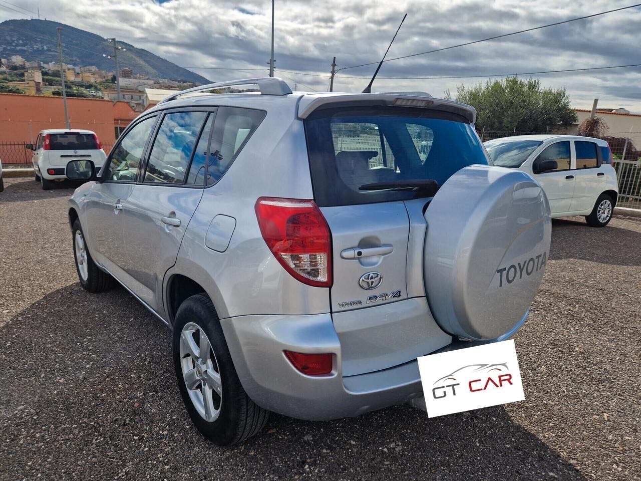 Toyota RAV 4 RAV4 2.2 D-4D 136 CV Luxury