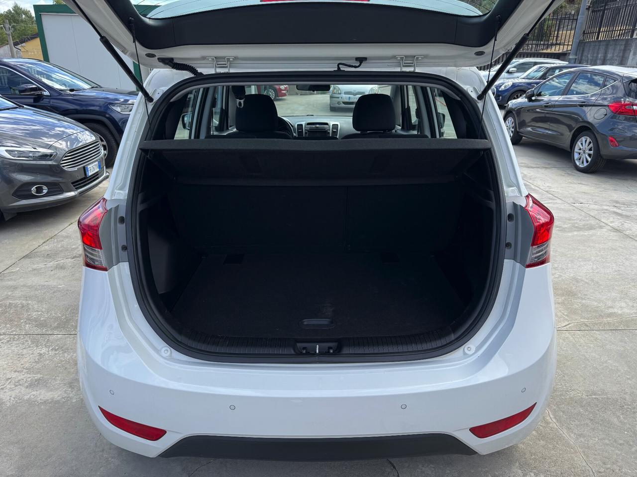 Hyundai iX20 1.6 CRDi 115cv/ 30.000KM (TRENTAMILA)!!!