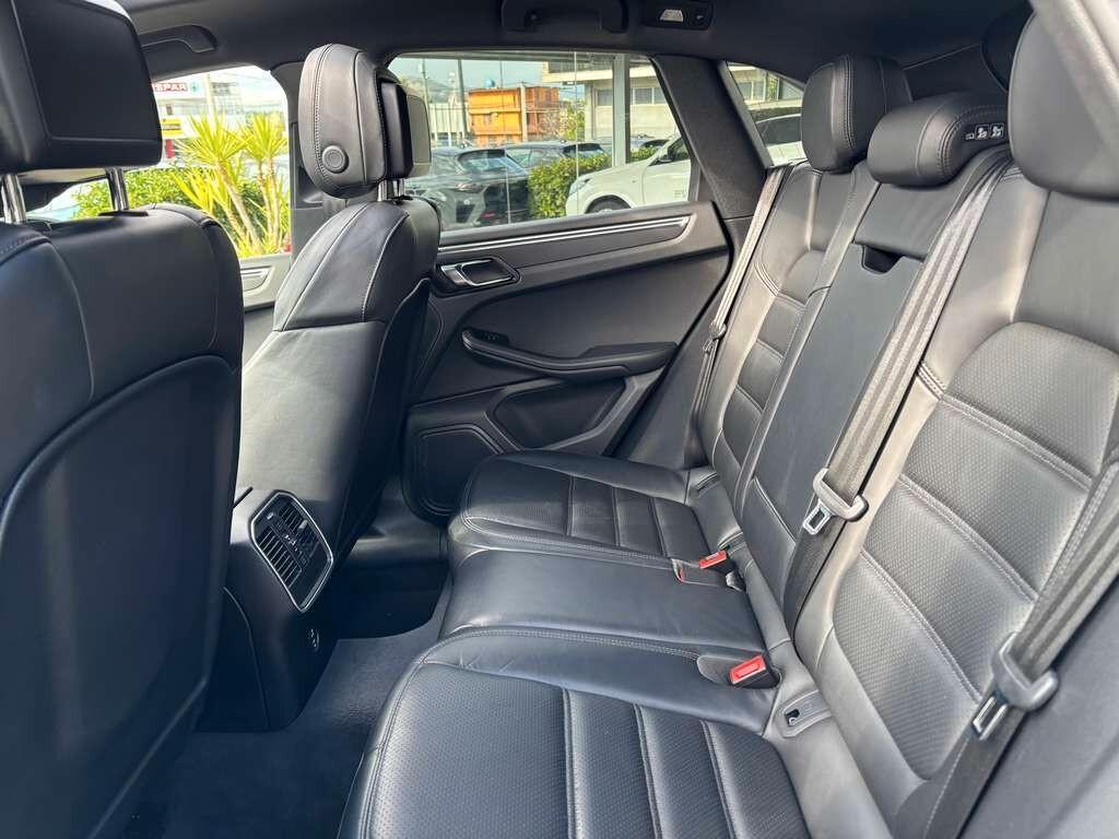 Porsche Macan 2.0 T 2022/ KM 54.000 Tua a soli 619 Euro al mese