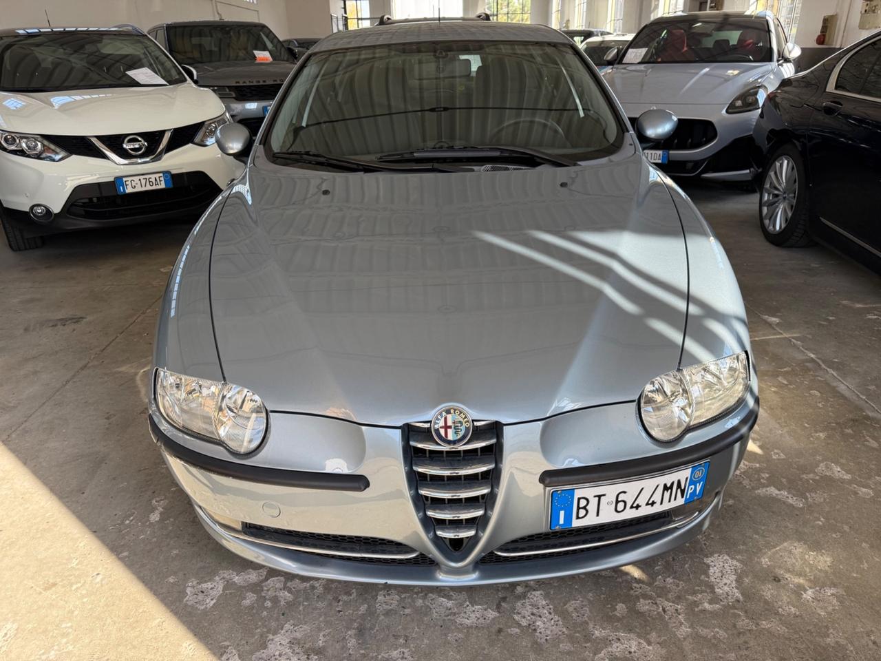 Alfa Romeo 147 1.6i 16V Twin Spark cat 5p. Progression