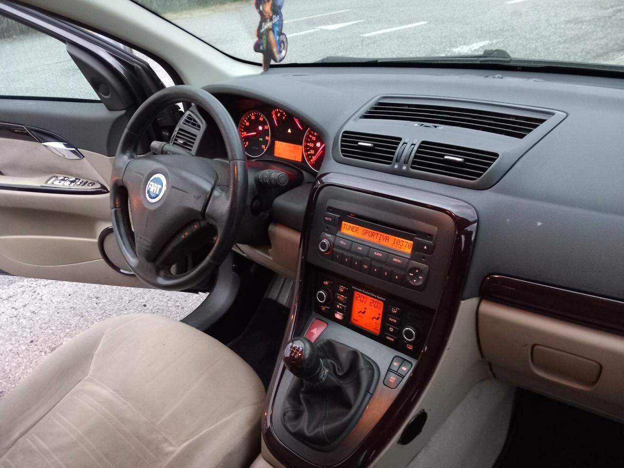 Fiat Croma 1.9 Multijet 16V Must