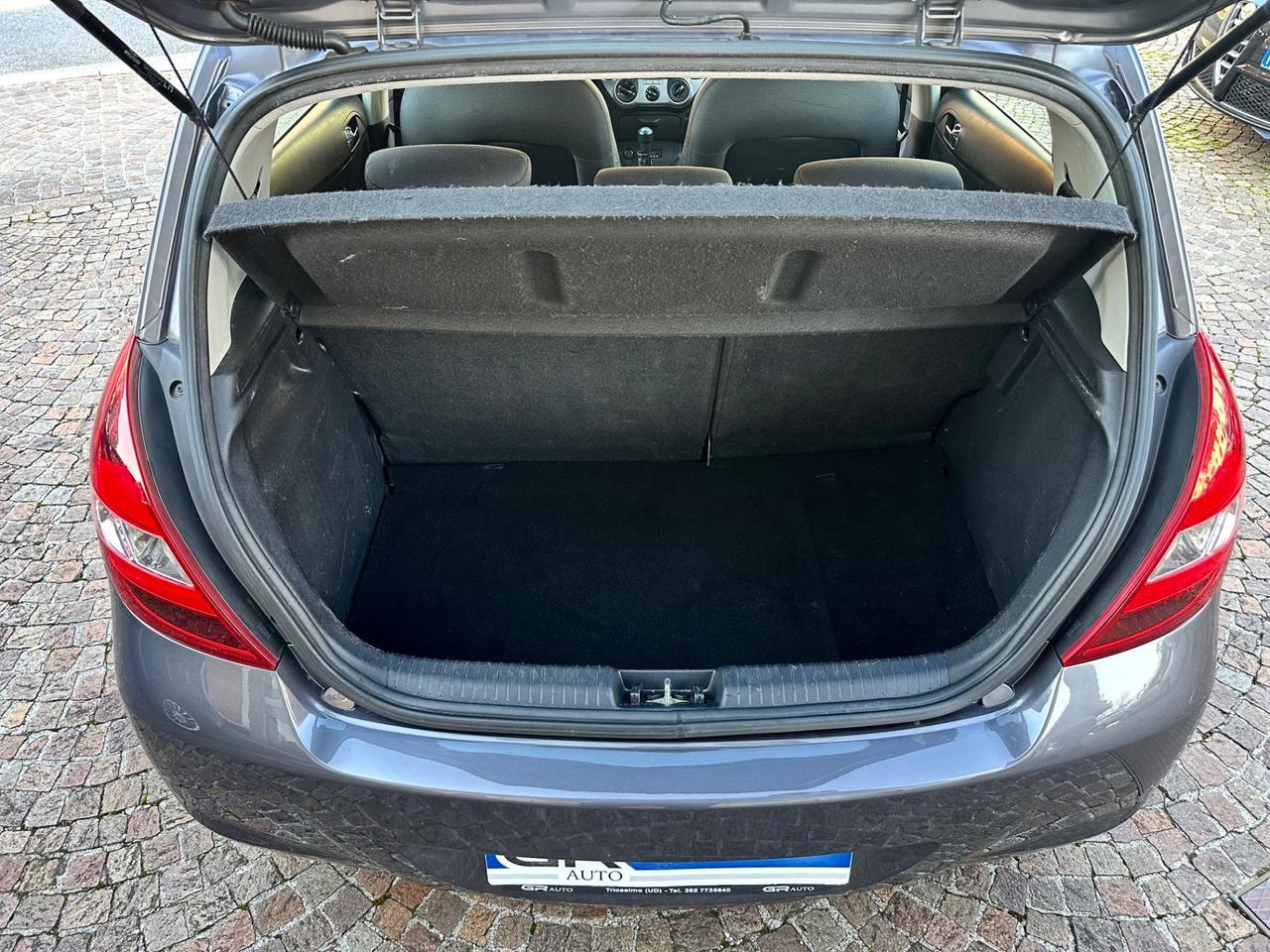 Hyundai i20 1.2Bz 78Cv 5p - Neopatentati