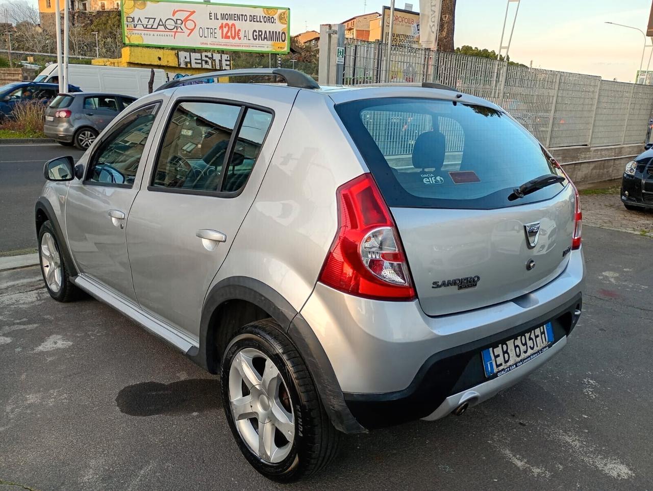 DACIA SANDERO 1.5 DIESEL SOLI 144.000 KM 2010