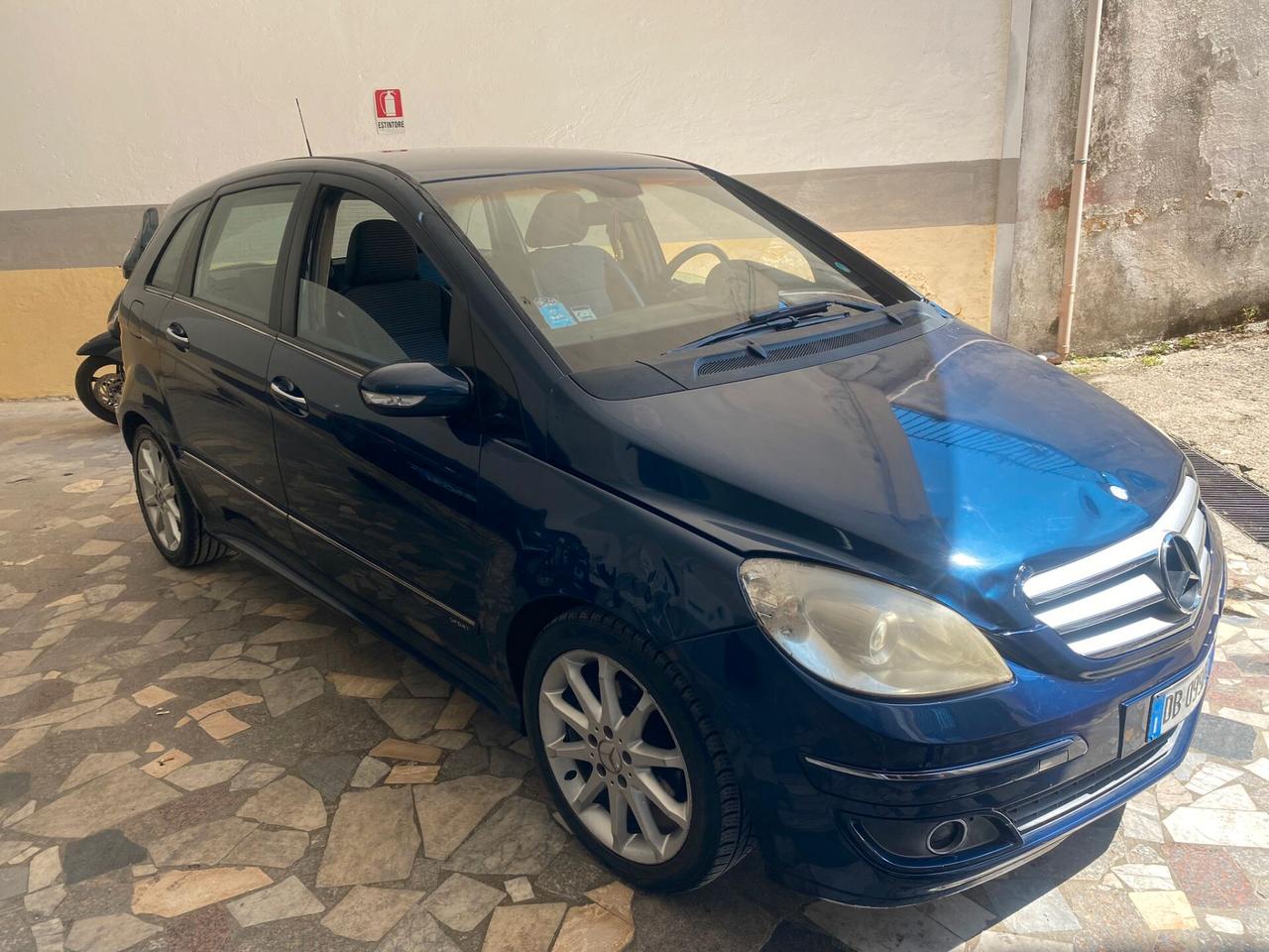 Mercedes-benz B 180 2.0cc diesel(PRIVATO)-2006