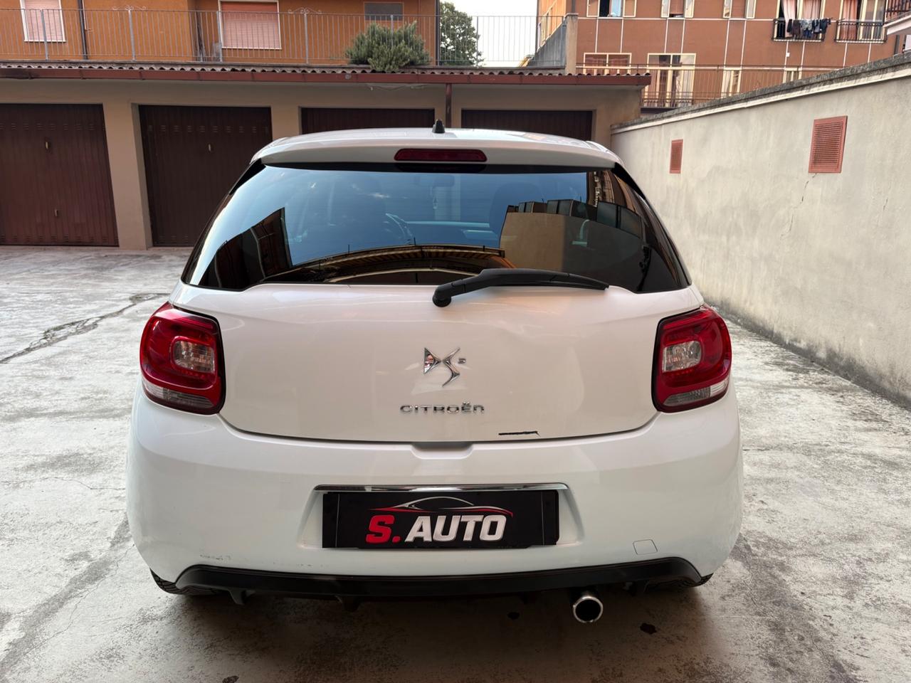 Ds DS3 3 1.6 HDi 90 Just Black