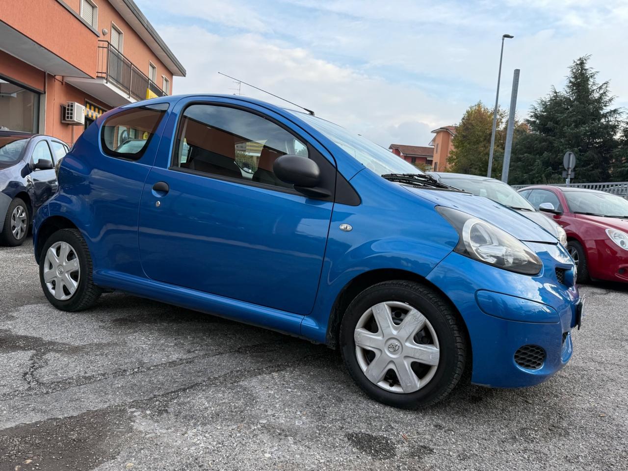 Toyota Aygo 1.0 12V VVT-i 3 porte Now Connect