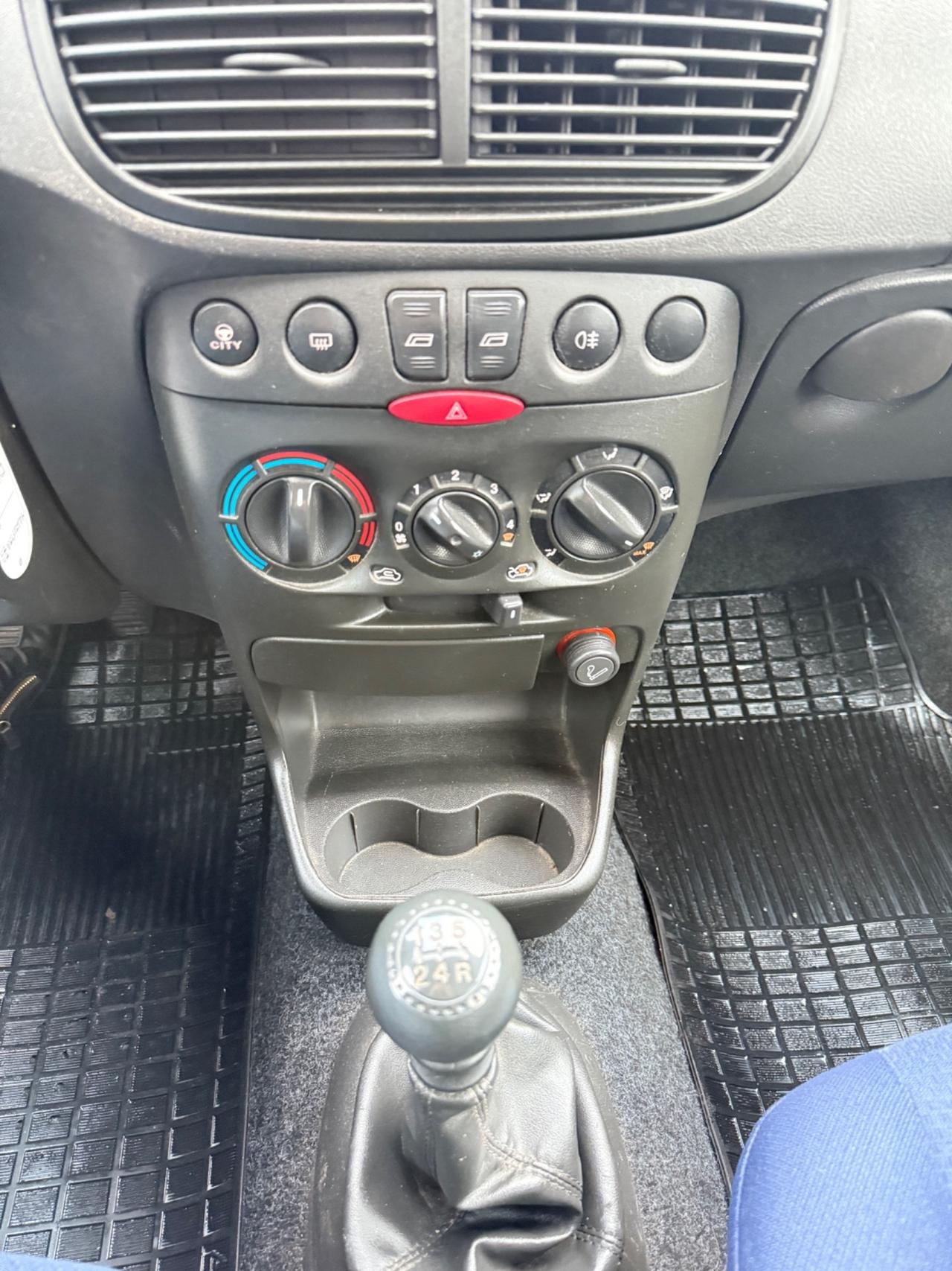 Fiat Punto 1.2 NEOPATENTATI 5PORTE 120.000KM