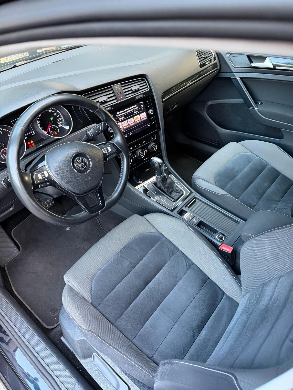 Volkswagen Golf Business 1.4 TSI DSG 5p. Highline BlueMotion Tech.