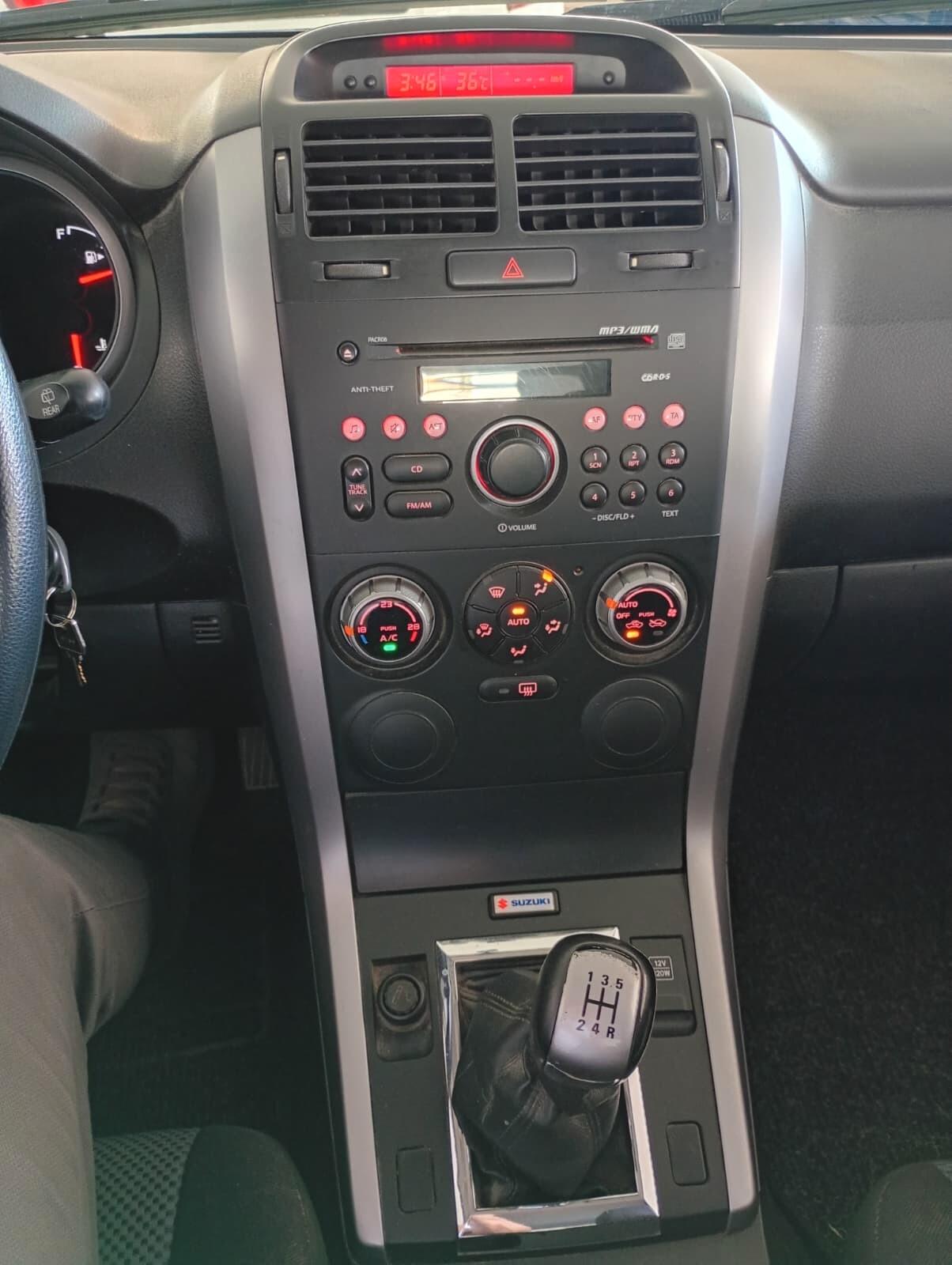 Suzuki Grand Vitara 1.6 Club