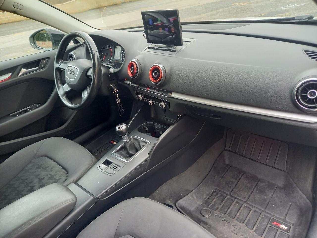 Audi A3 Sportback 1.6 Tdi 105cv E5 MEGA TAGLIANDO