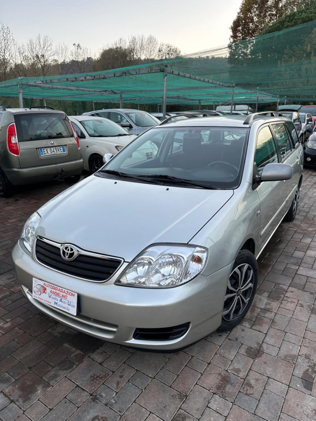 Toyota Corolla 1.4 D-4D M-MT Station Wagon ESP