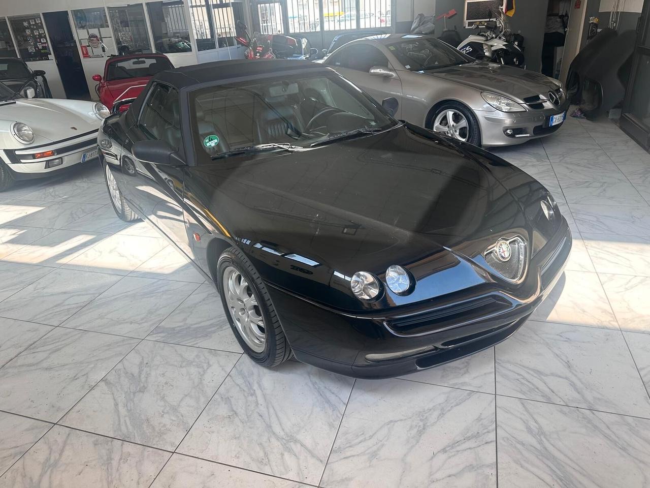 Alfa Romeo GTV Spider 2.0i 16V Twin Spark cat L