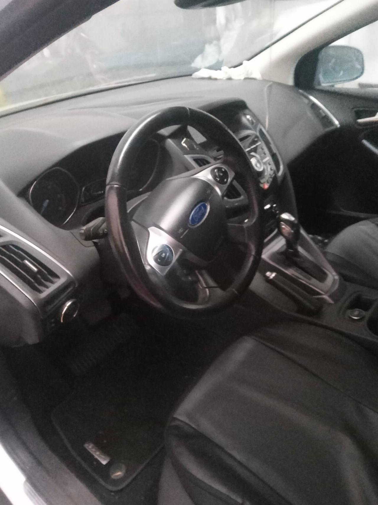 Ford Focus 2.0 TDCi SW automatica motore rotto