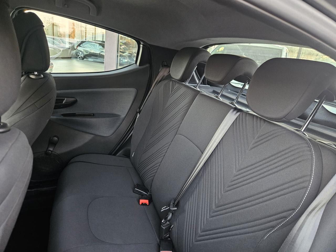 Lancia Ypsilon 1.0 FireFly 5 porte S&S Hybrid Gold