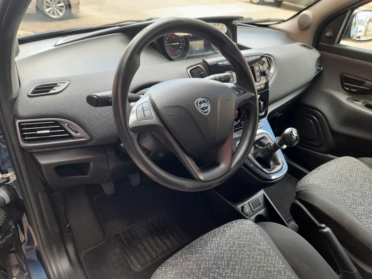 LANCIA YPSILON 1.2
