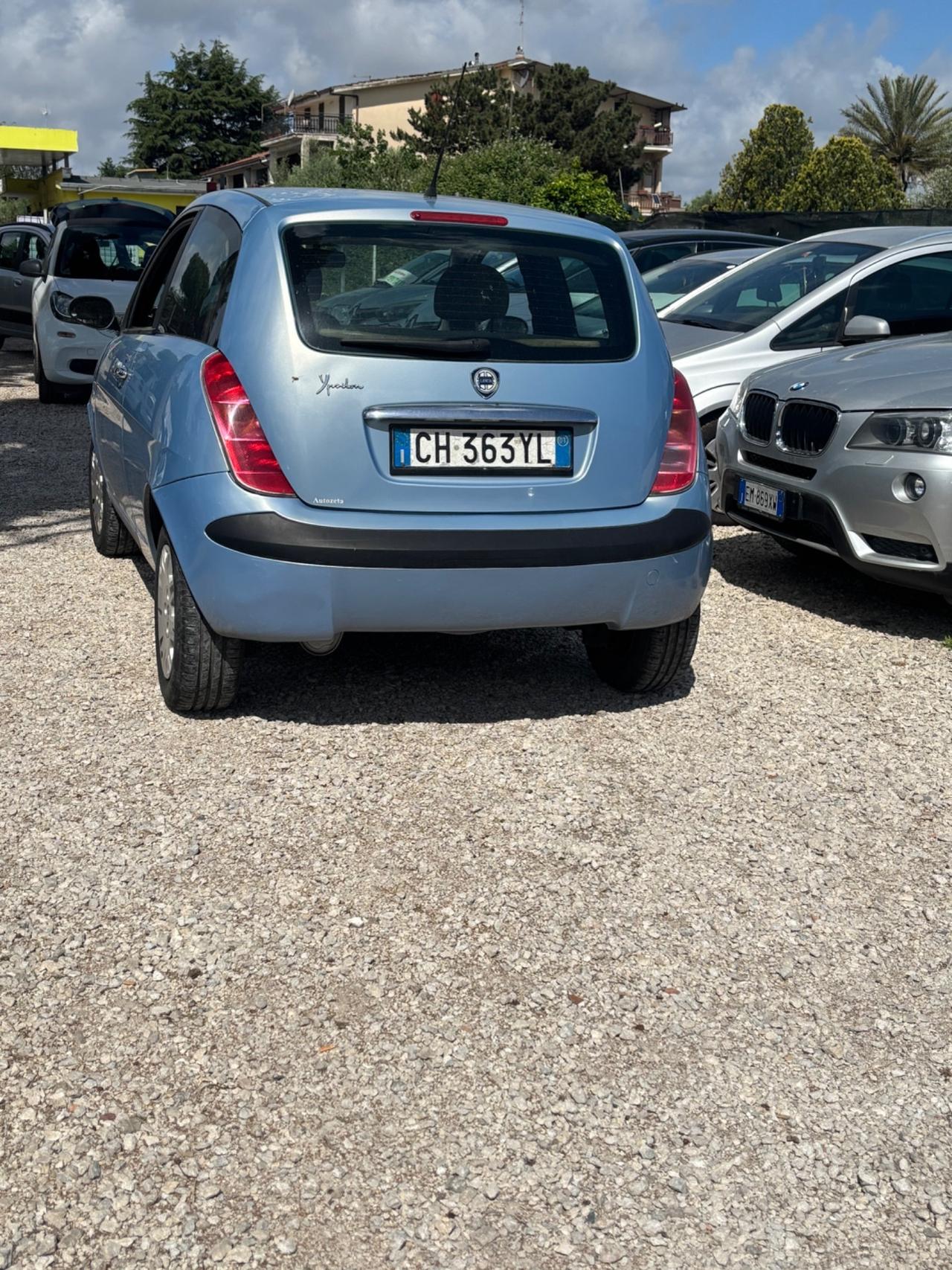 Lancia Ypsilon 1.2 16V Platino Benzina-Metano