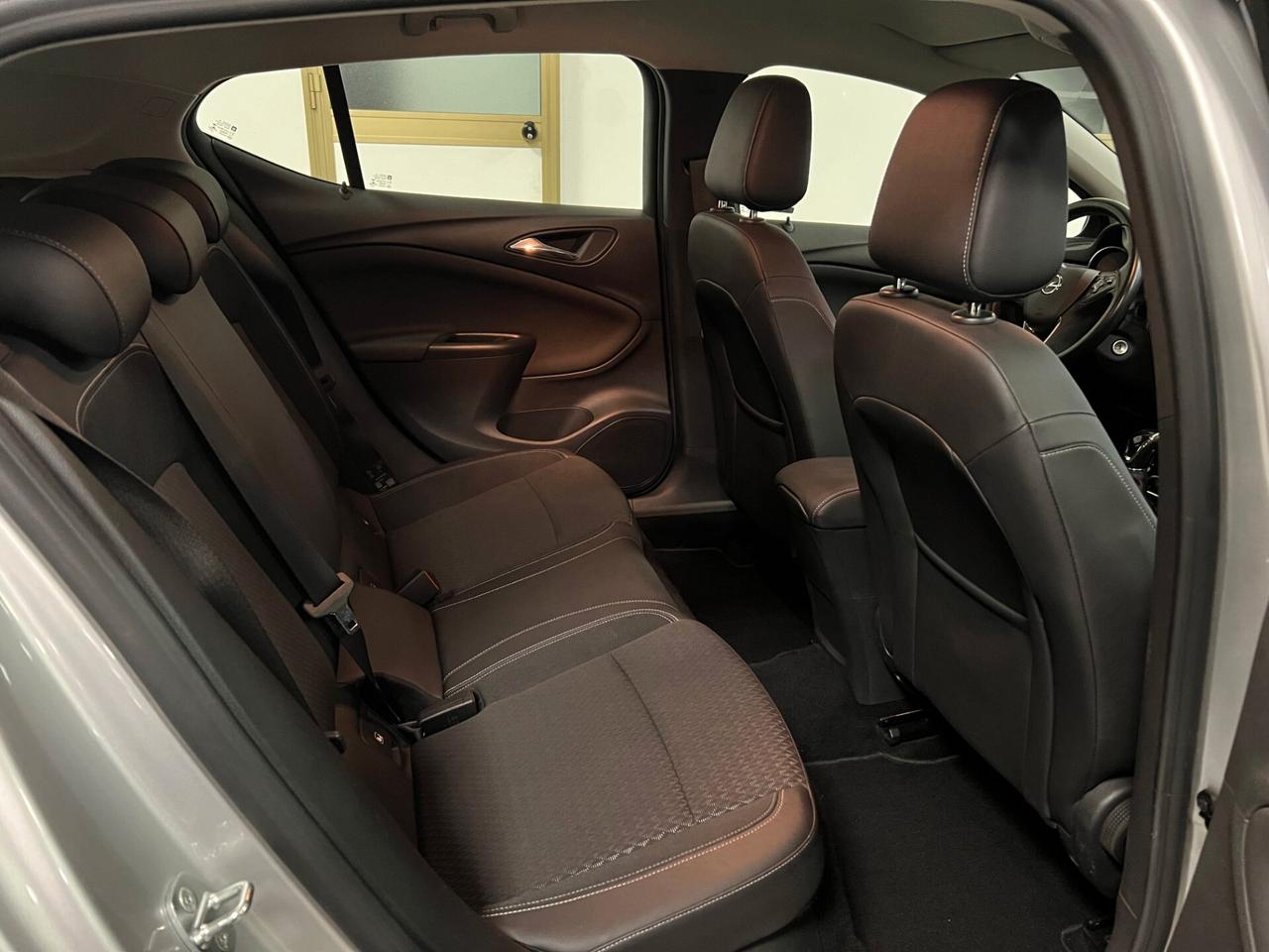 Opel Astra 1.4 Turbo 150 CV