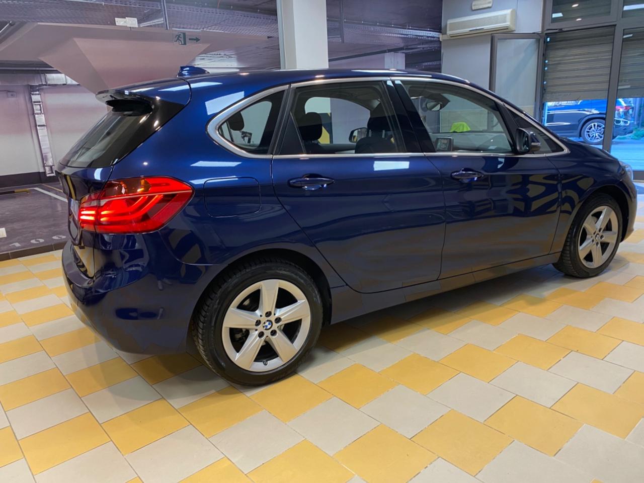 Bmw 216 216d Active Tourer Sport