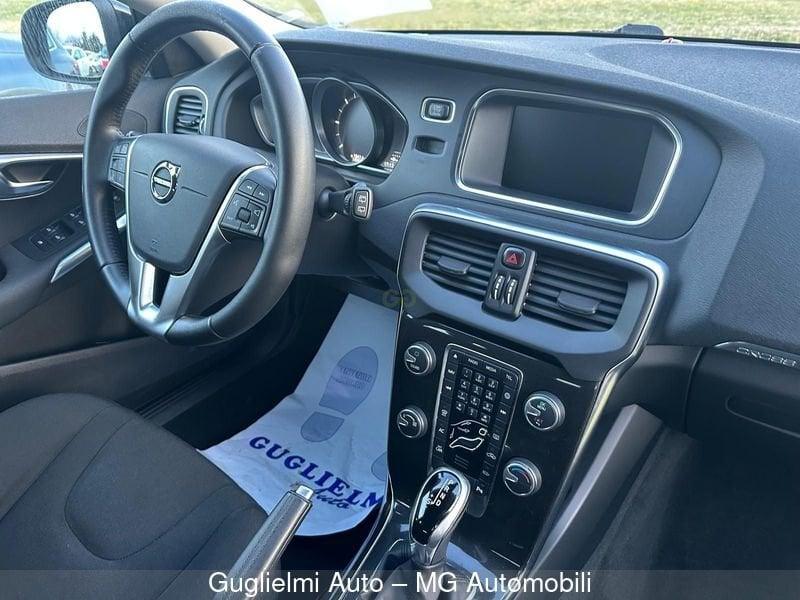 Volvo V40 Cross Country D2 Geartronic Momentum