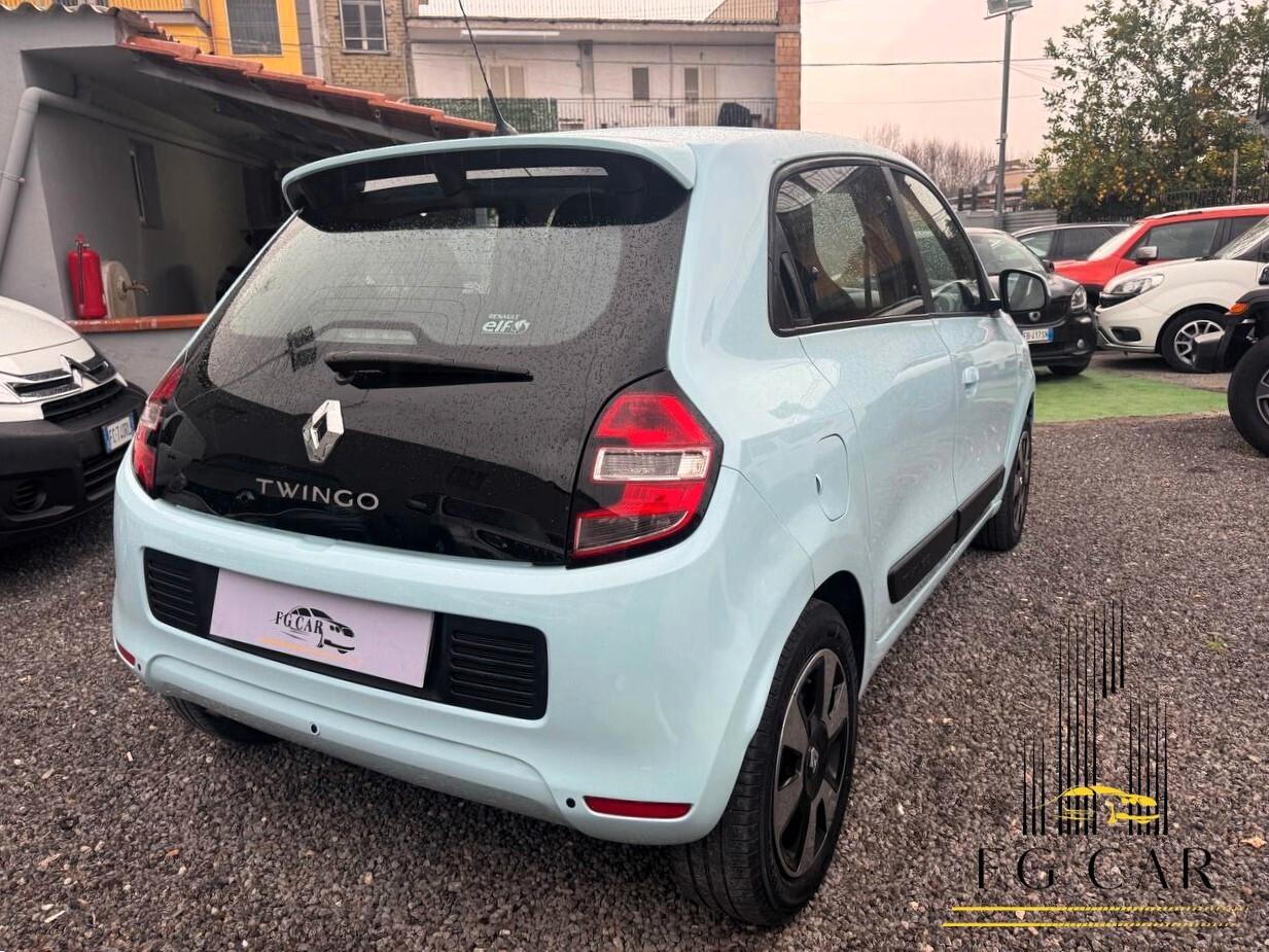 Renault Twingo SCe Live 11/2015 1.0 70 CV