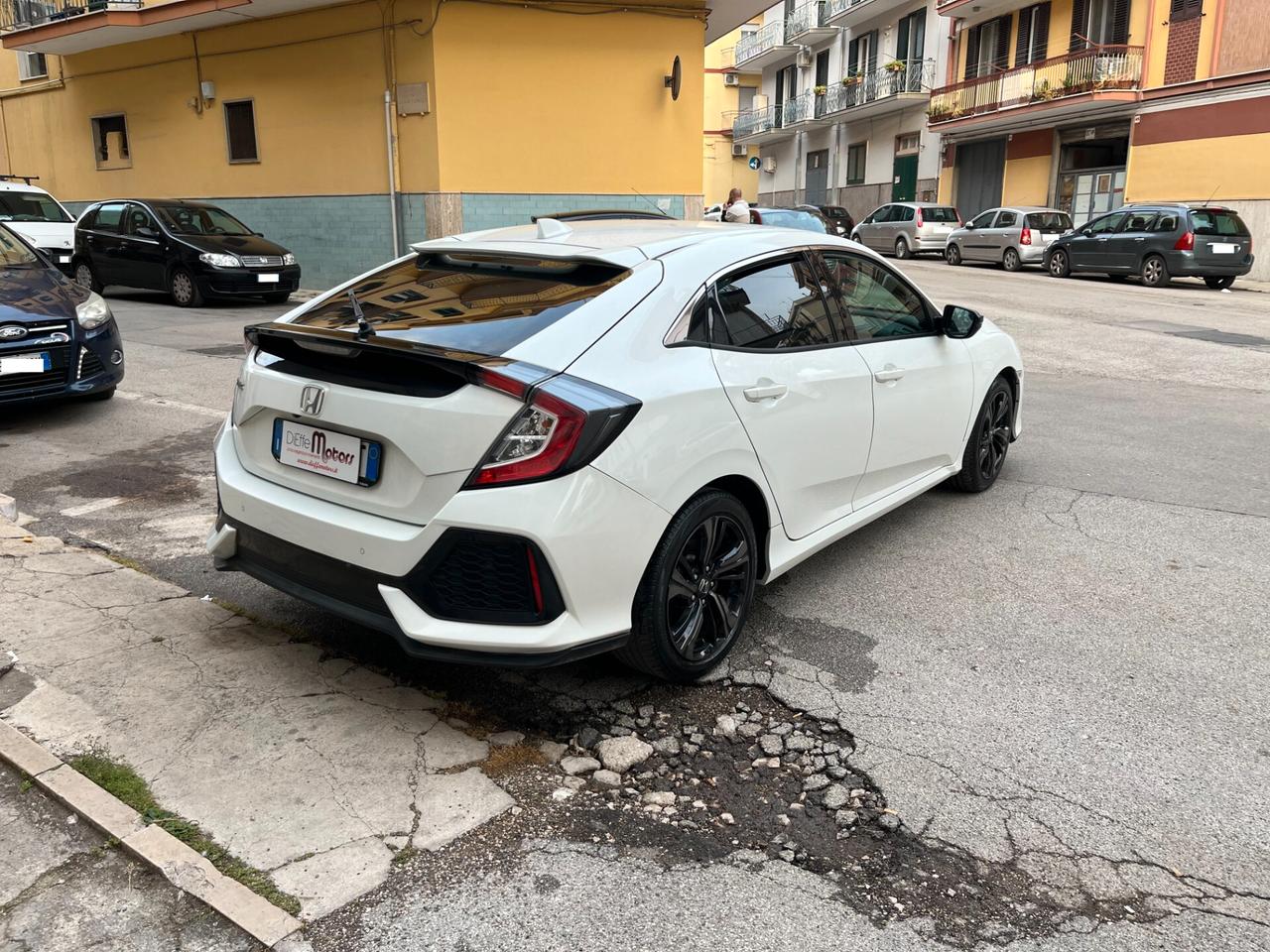 Honda Civic 1.6 5 porte Elegance Navi