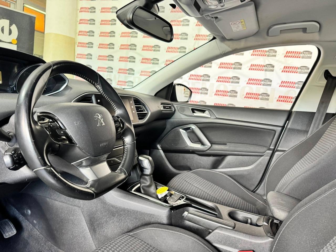 Peugeot 308 BlueHDi 120 S&S EAT6 SW Allure