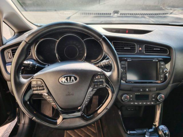 KIA cee'd 1.6 CRDi 128 CV SW Stop&Go high tech FINANZIABILE