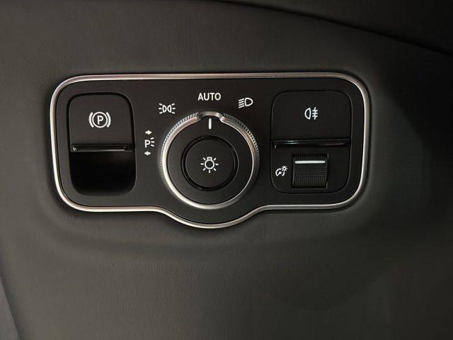 ASTON MARTIN DBX 4.0 Auto