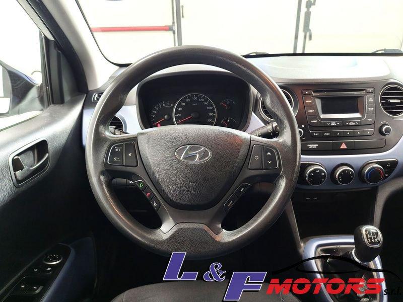 Hyundai i10 1.0 BENZ/GPL CASA MADRE