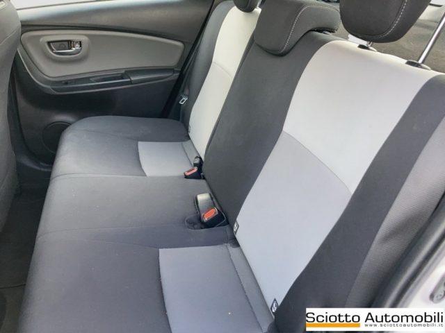 TOYOTA Yaris 1.5 Hybrid 5 porte Active