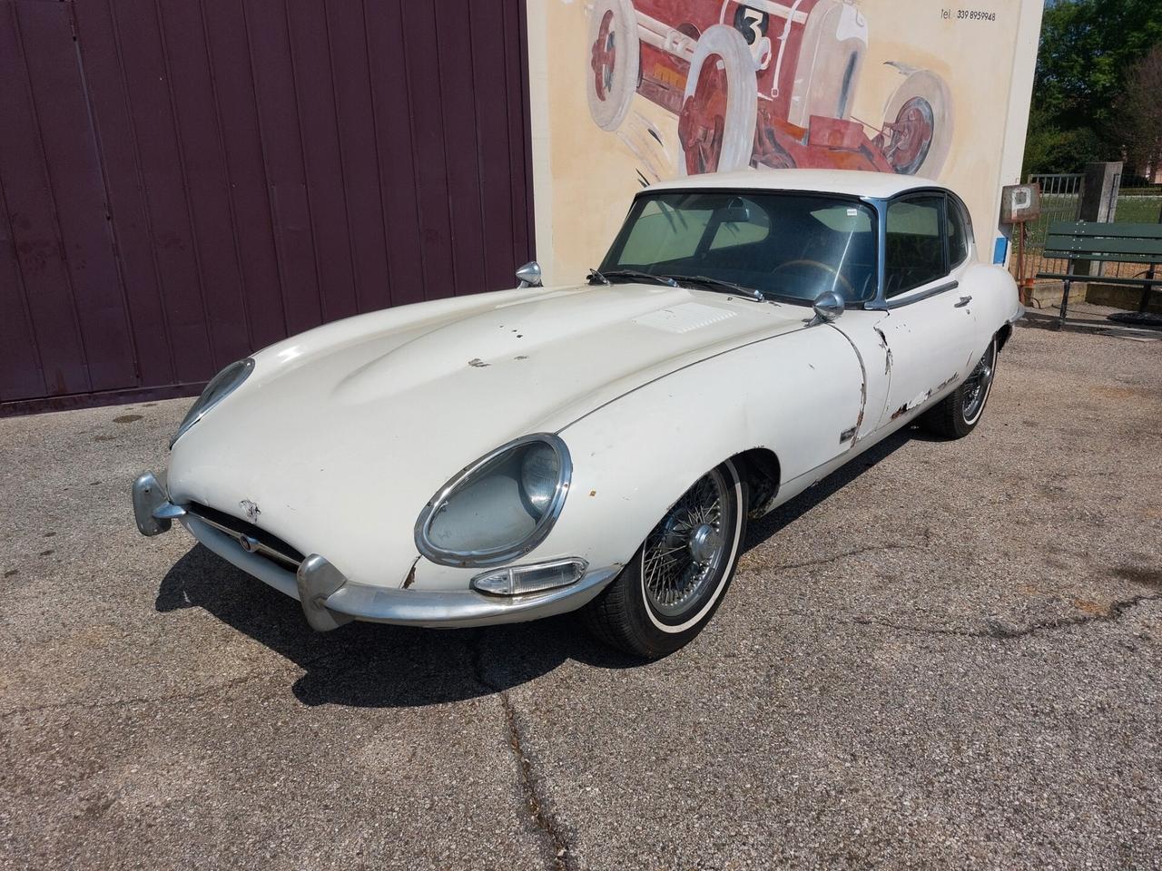 Jaguar E-Type 4200 Coupè del 1966
