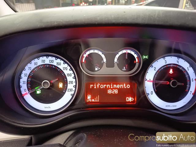 FIAT 500L 1.4 T-Jet 120 CV GPL Pop Star