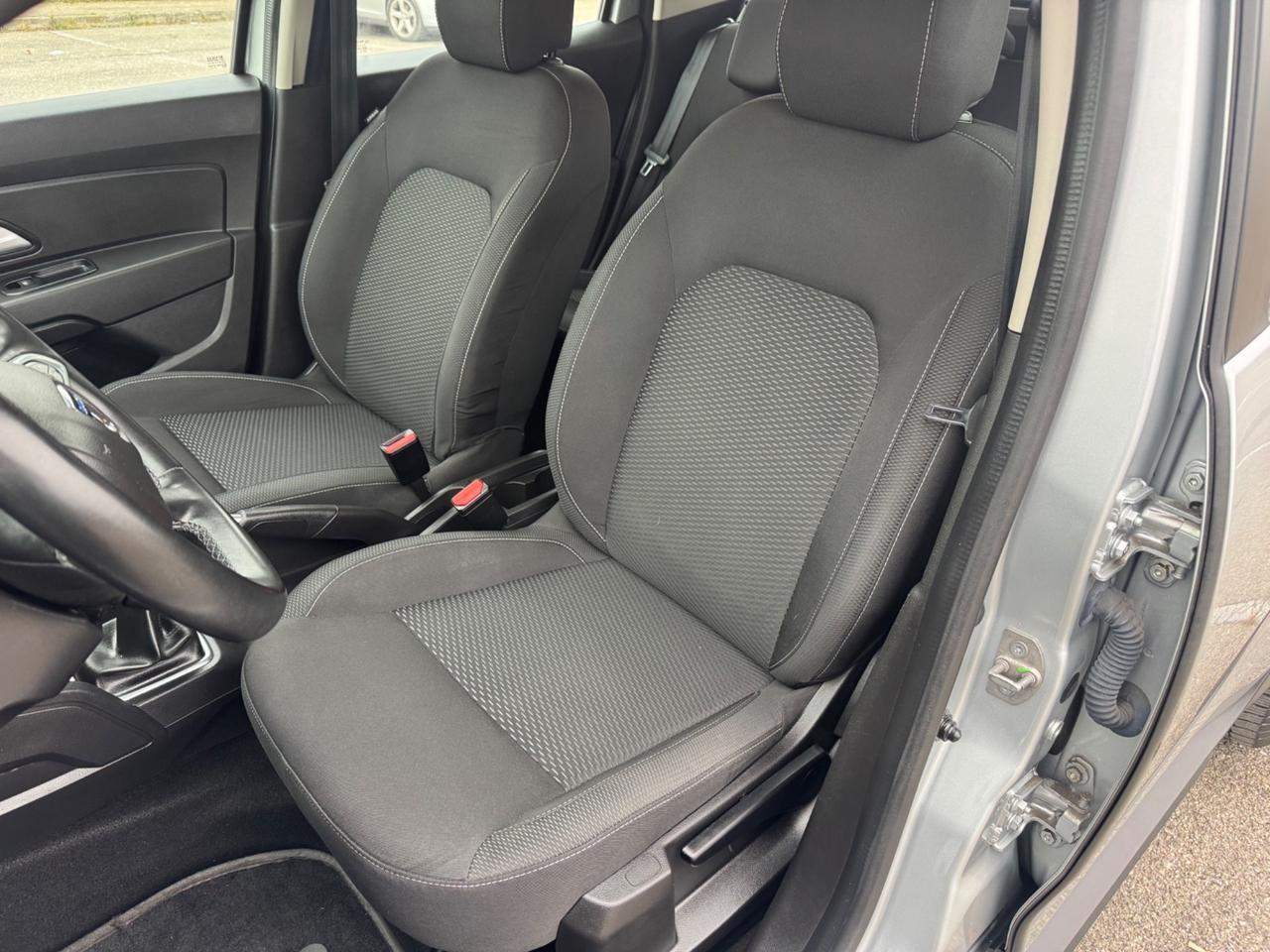 Dacia Duster manutenzione completa