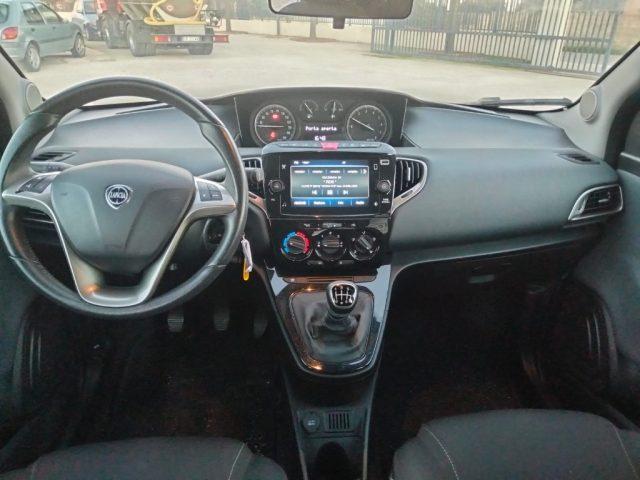 LANCIA Ypsilon 1.0 FireFly 5 porte S&S Hybrid Ecochic Gold