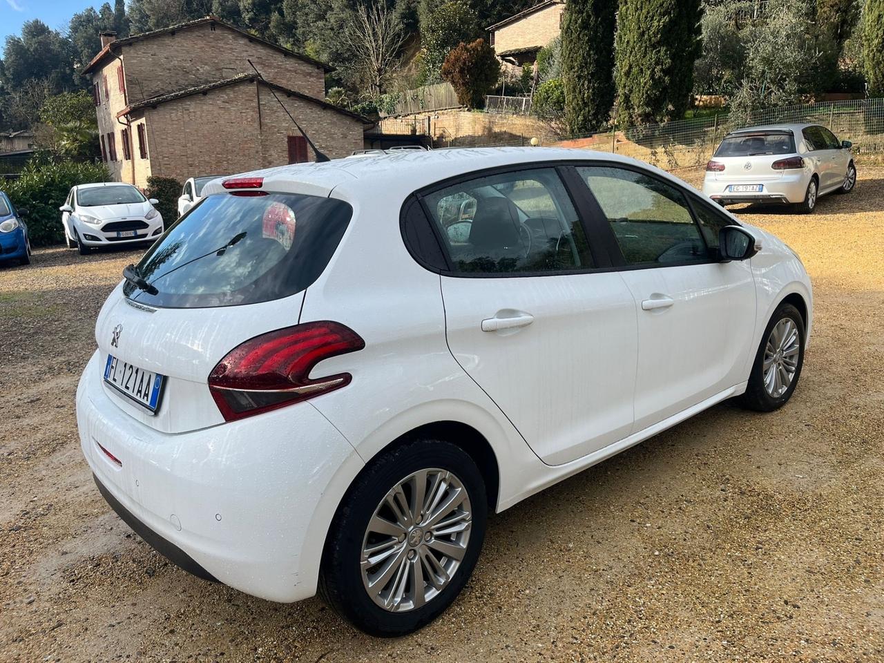 Peugeot 208 1.6 Diesel / Neopatentati / Euro 6