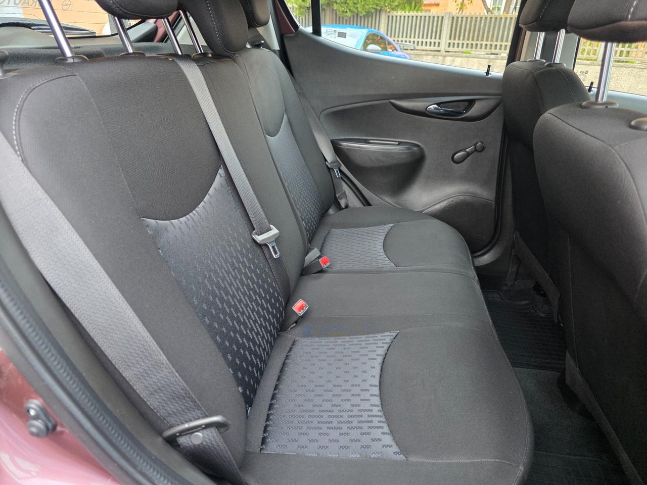 Opel Karl Rocks 1.0 73 CV