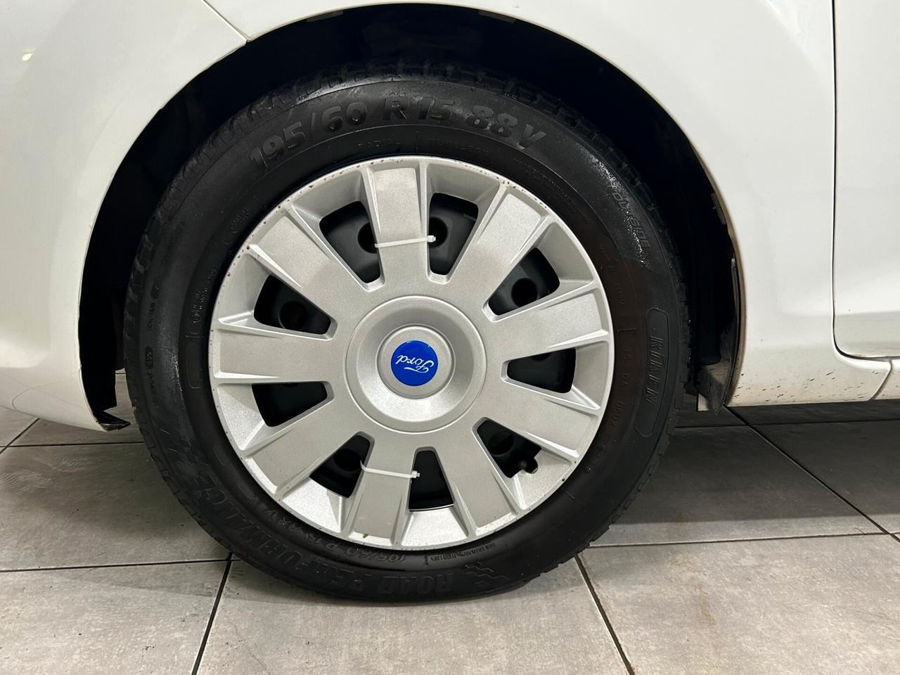 Ford Fiesta 1.4 TDCi 68CV 5 porte Titanium