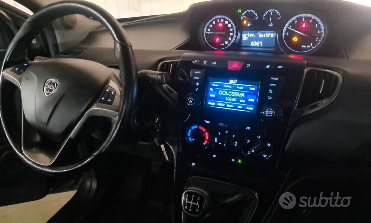 Lancia Ypsilon 1.2 BENZ - 2017 - KM. 111.000