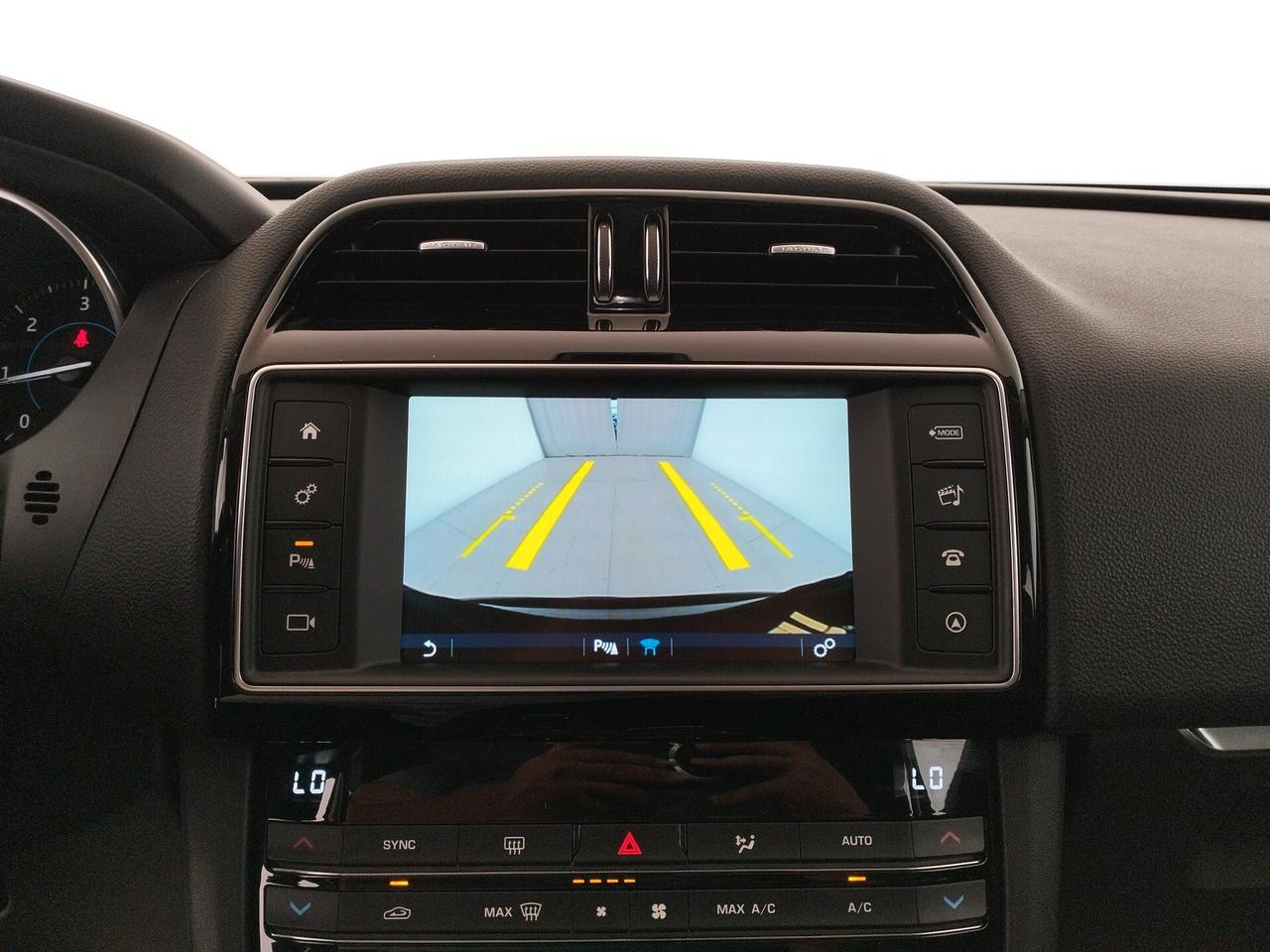 Jaguar F-Pace 2.0 D 180 CV AWD aut. Prestige