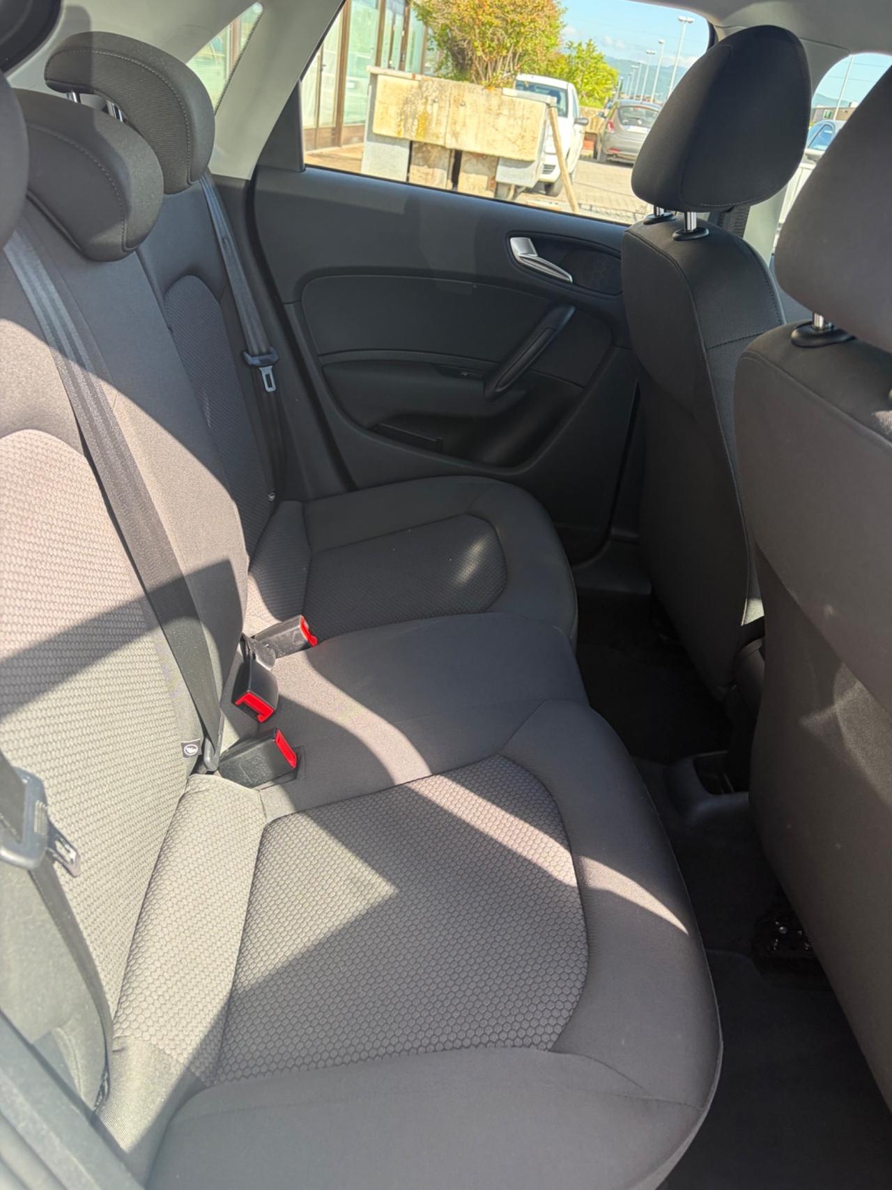 Audi A1 1.6 TDI 116 CV Admired